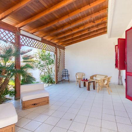 Villetta Rossa With Garden - Happy Rentals Melendugno Dış mekan fotoğraf